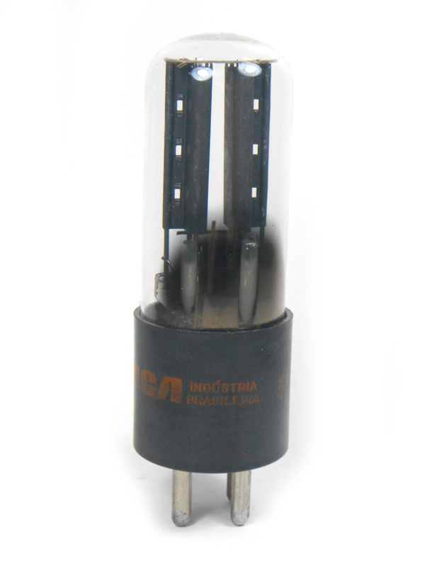 80 — RCA·Sylvania — rectifier vacuum tube — (1927)