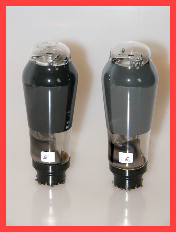 AD1 — Philips·Telefunken — triode vacuum tube — (1937)