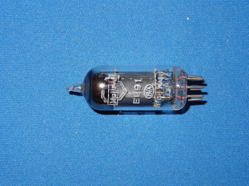EL91 — Philips — pentode vacuum tube — (1950)